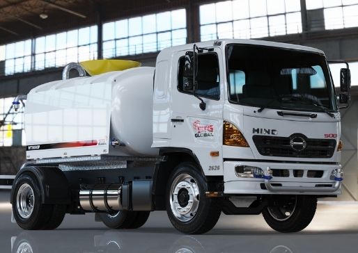 TRUCK POLYTANK WATER 8000 LITER