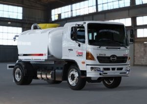 TRUCK POLYTANK WATER 8000 LITER