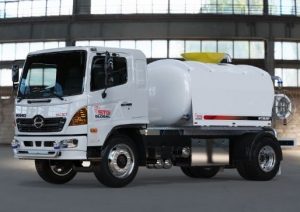 TRUCK POLYTANK WATER 8000 LITER